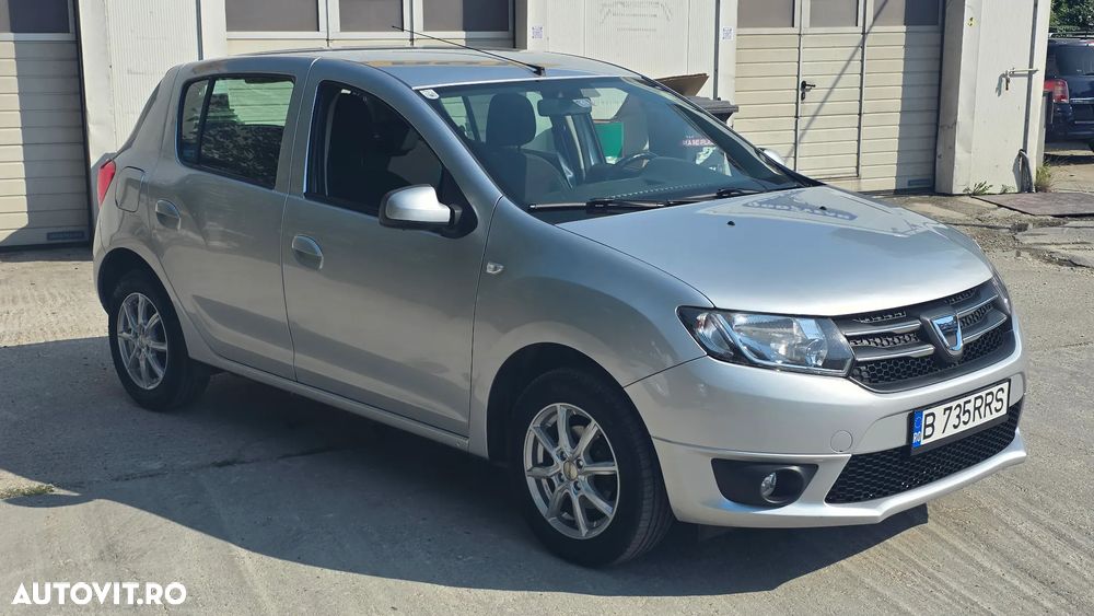 Dacia Sandero TCe 90 S&S Celebration - 4