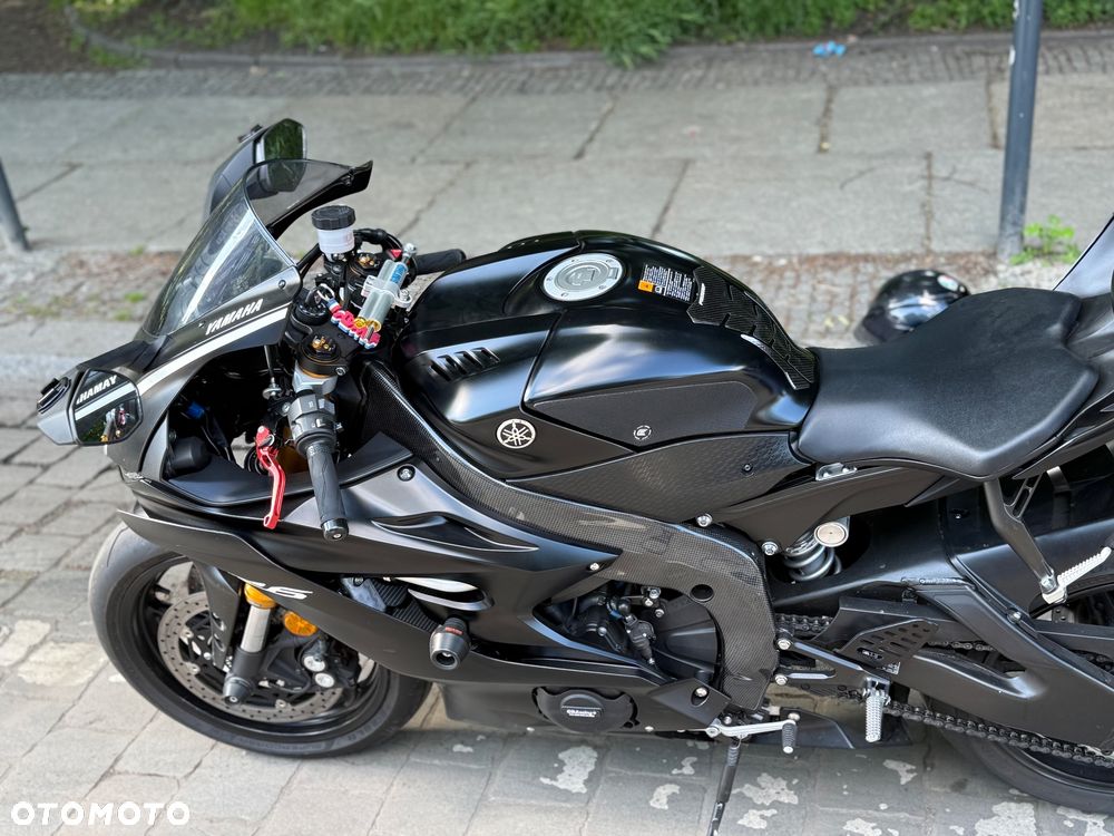 Yamaha R6 - 5