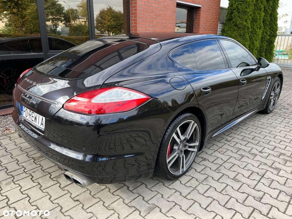 Porsche Panamera Turbo - 4
