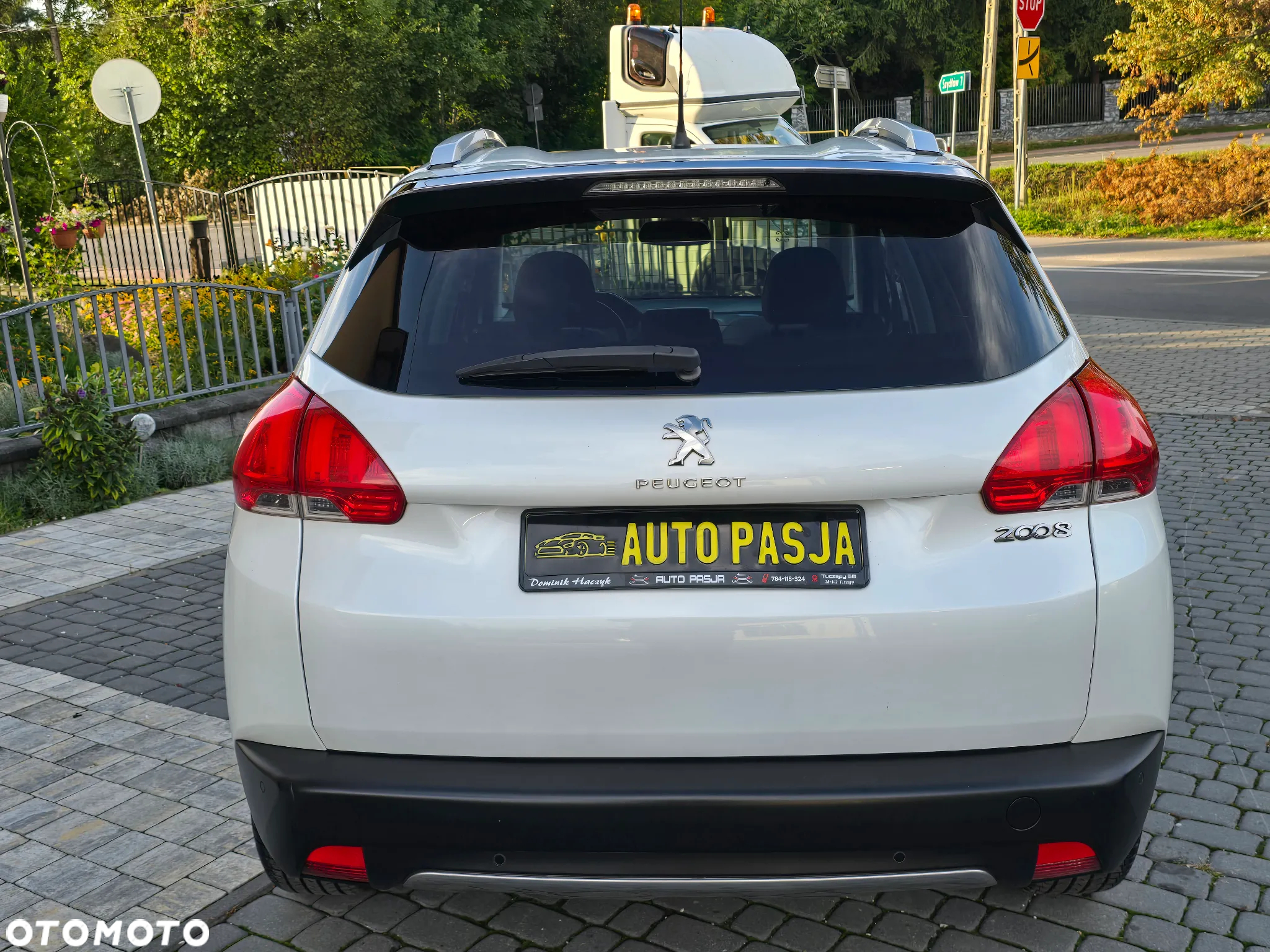 Peugeot 2008 1.6 VTi Allure - 16