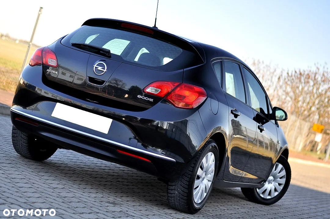 Opel Astra V 1.4 Essentia - 2
