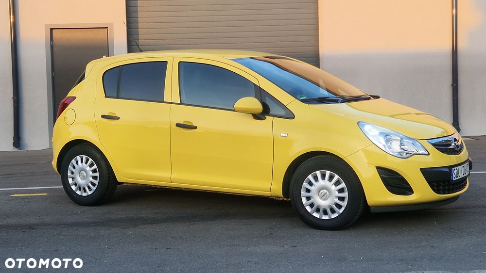 Opel Corsa 1.2 16V Color Edition - 4
