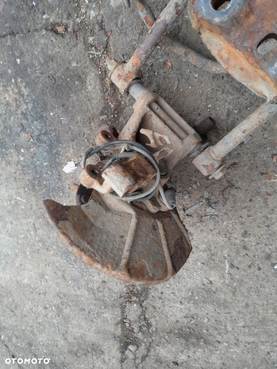 Mazda 626 97-02 Sanki belka z wahaczami tył tylne - 7