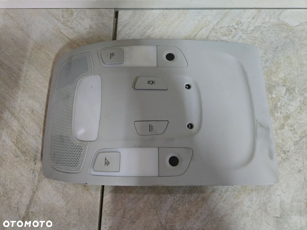 LAMPKA PODSUFITKI AUDI A6 C7 4G0947135 - 2
