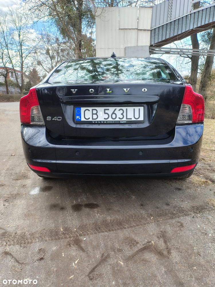Volvo S40 1.8 Momentum - 5