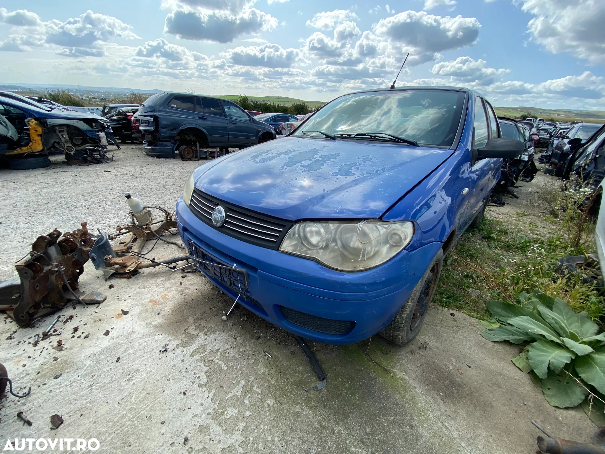 Dezmembrez piese Fiat Albea - 4