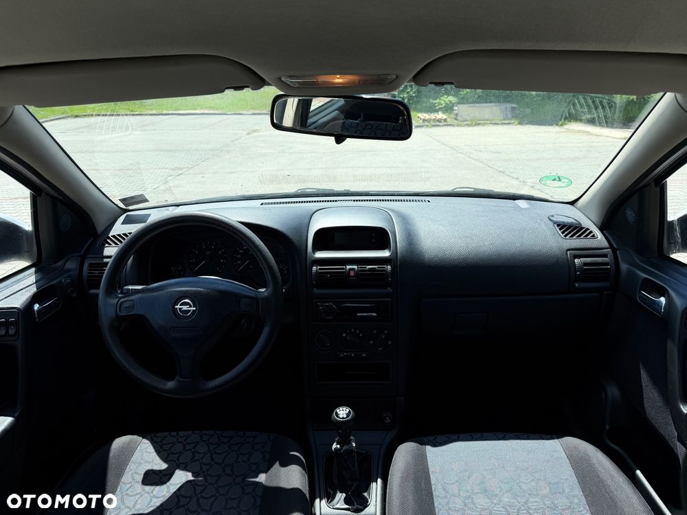 Opel Astra 1.6 16V 100 - 17