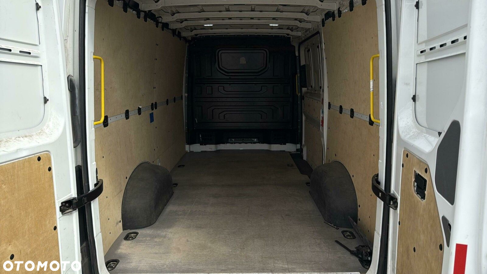 Volkswagen Crafter - 19