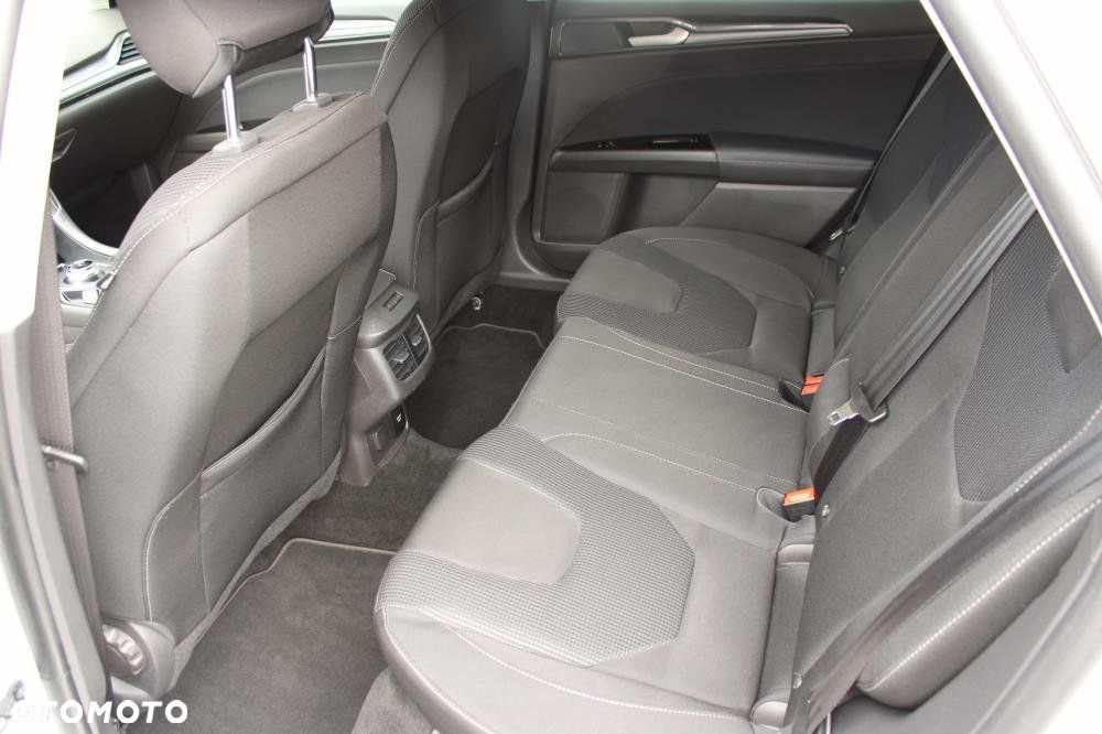 Ford Mondeo - 9