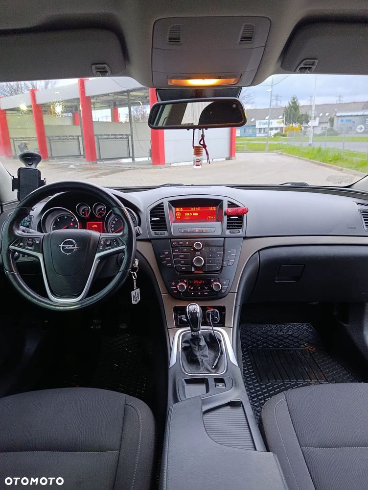 Opel Insignia - 13