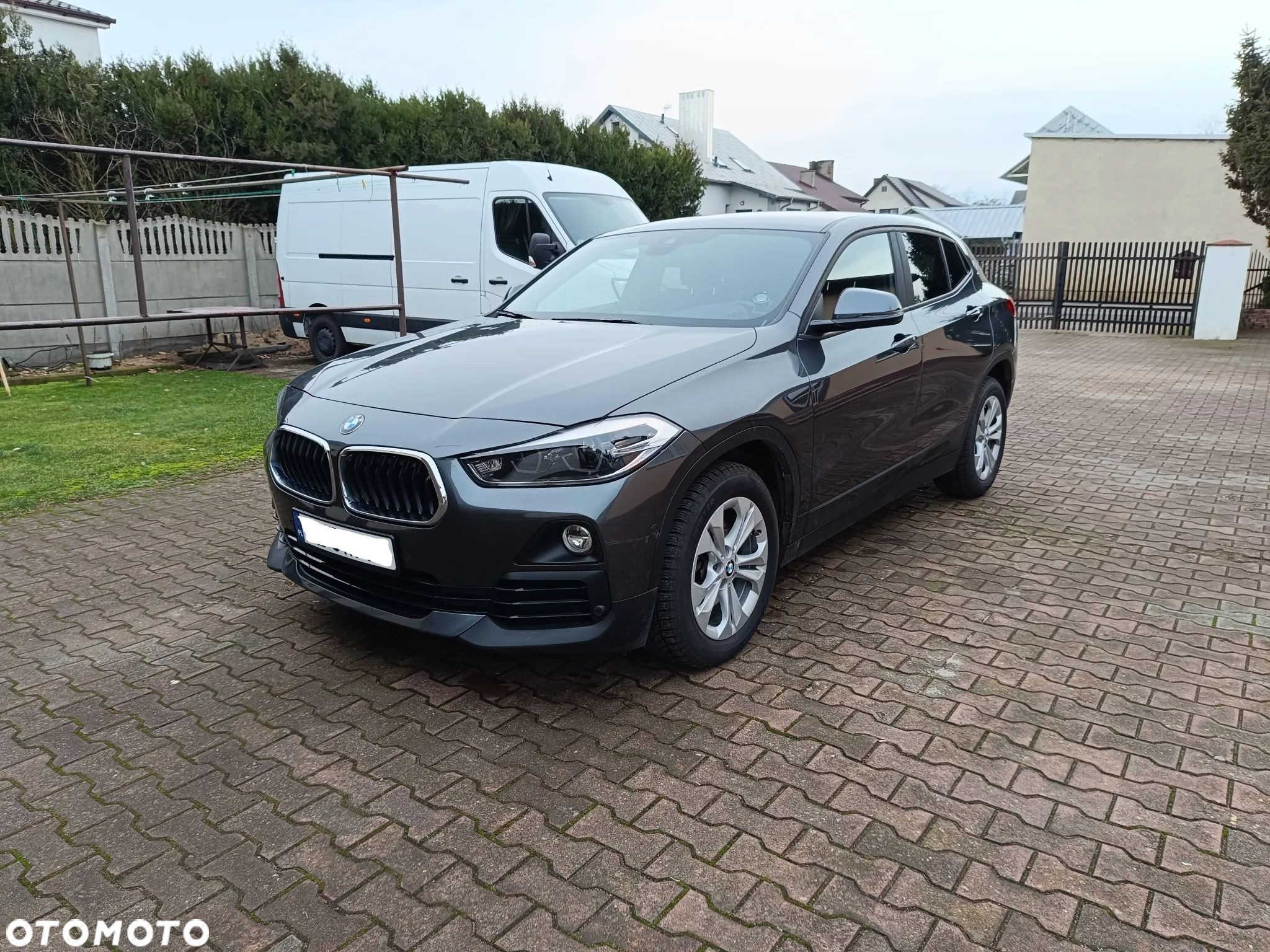 BMW X2 sDrive18d - 1