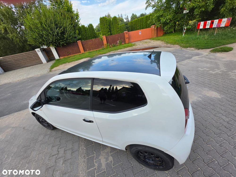 Volkswagen up! - 14