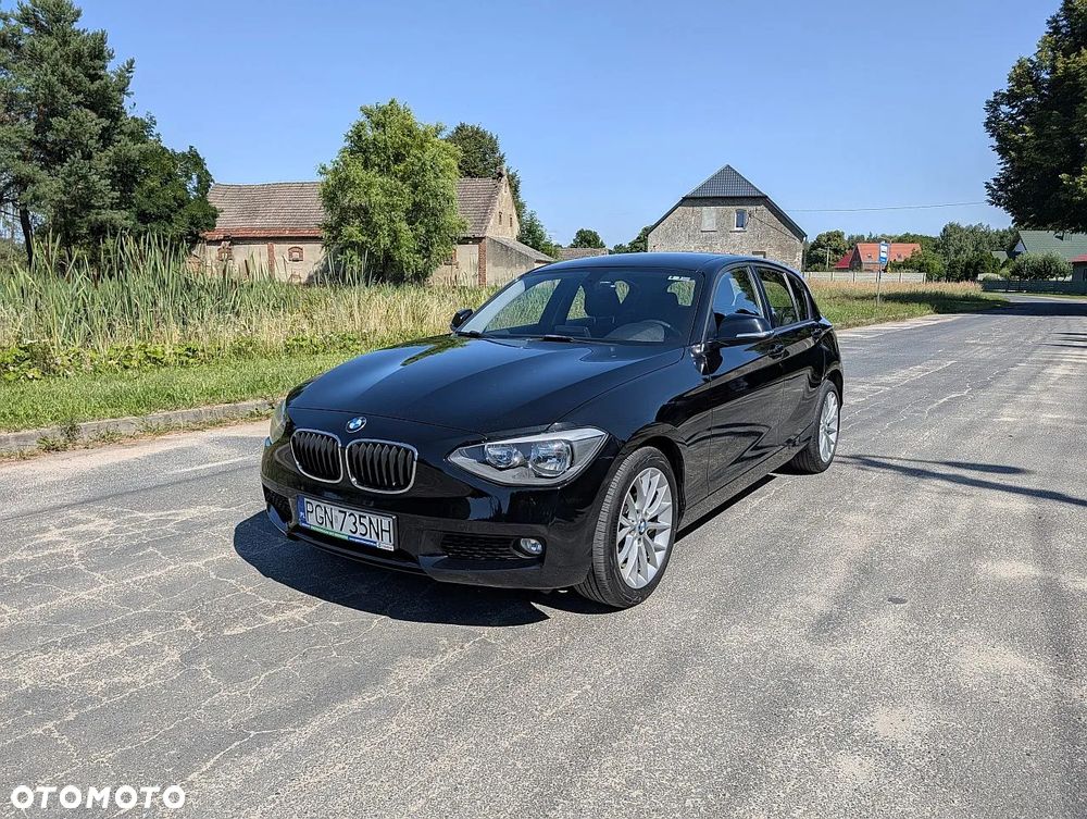 BMW Seria 1 114i Sport Line - 2