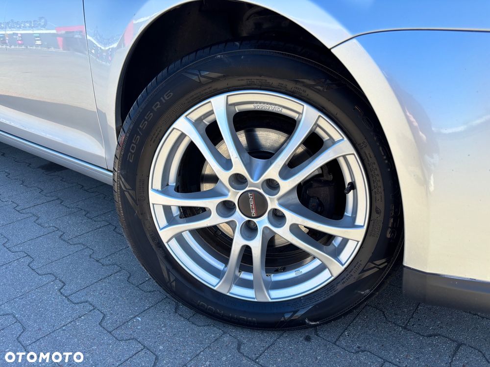 Volkswagen Golf 1.9 TDI DPF Trendline - 7