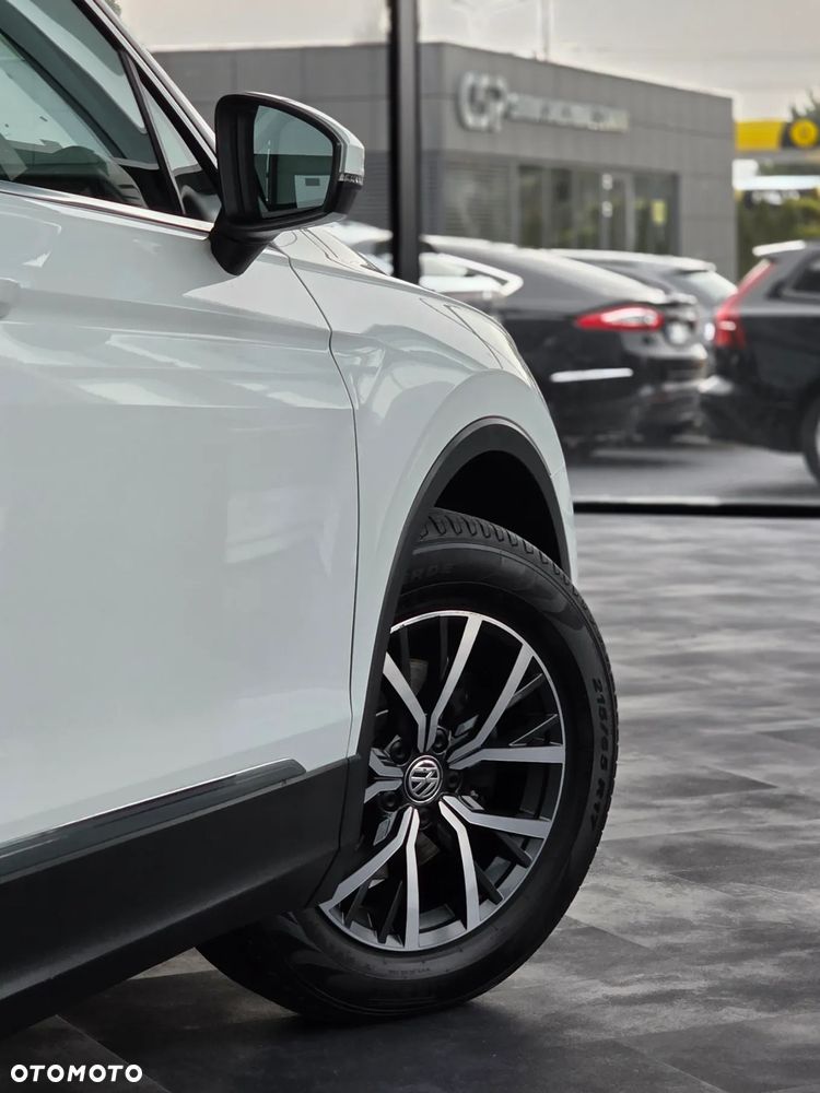 Volkswagen Tiguan 1.5 TSI EVO Elegance DSG - 25