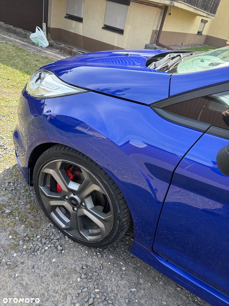 Ford Fiesta ST - 9