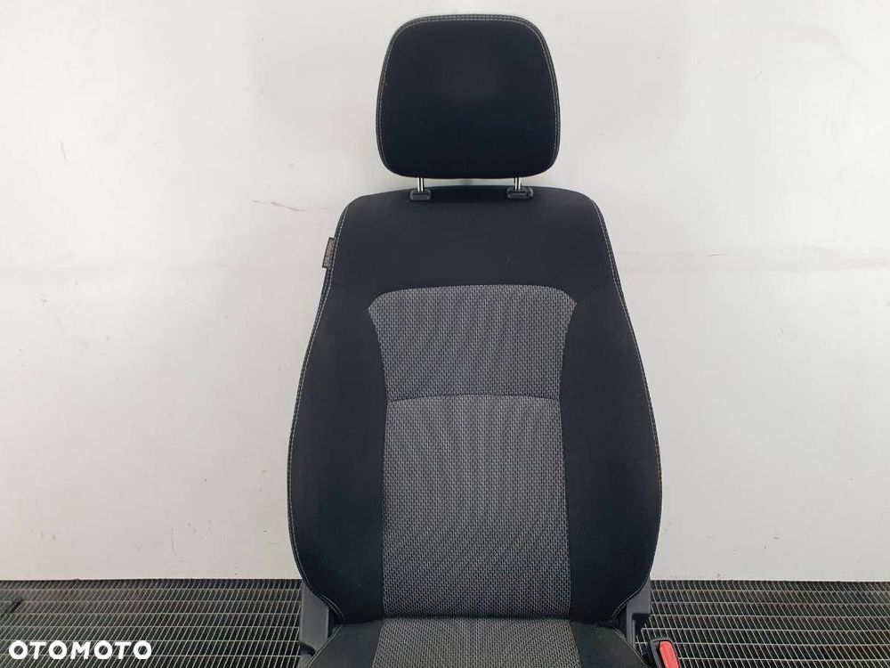 FOTEL PRAWY PASAŻERA SUZUKI SX4 S-CROSS JY EUROPA - 3