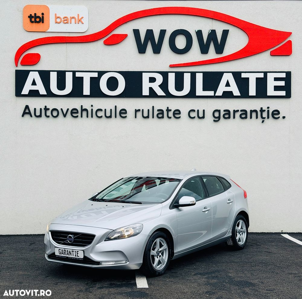 Volvo V40 D2 DRIVe Momentum - 1