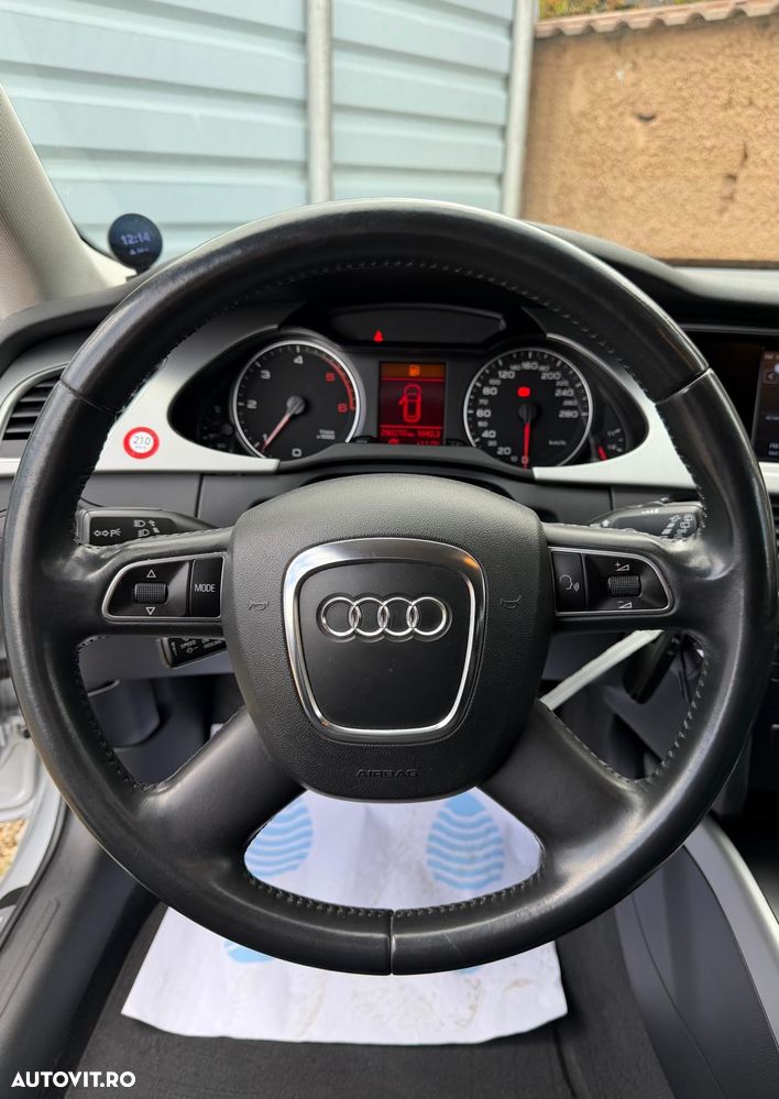 Audi A4 2.0 TDI DPF Ambition - 13