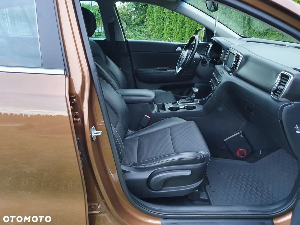 Kia Sportage 2.0 CRDI 4WD Automatik Vision - 17