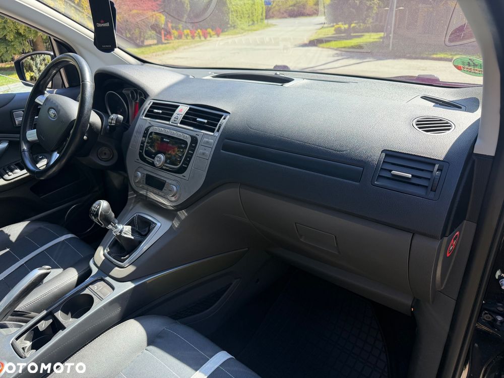 Ford Kuga 2.0 TDCi 4x4 Titanium - 26