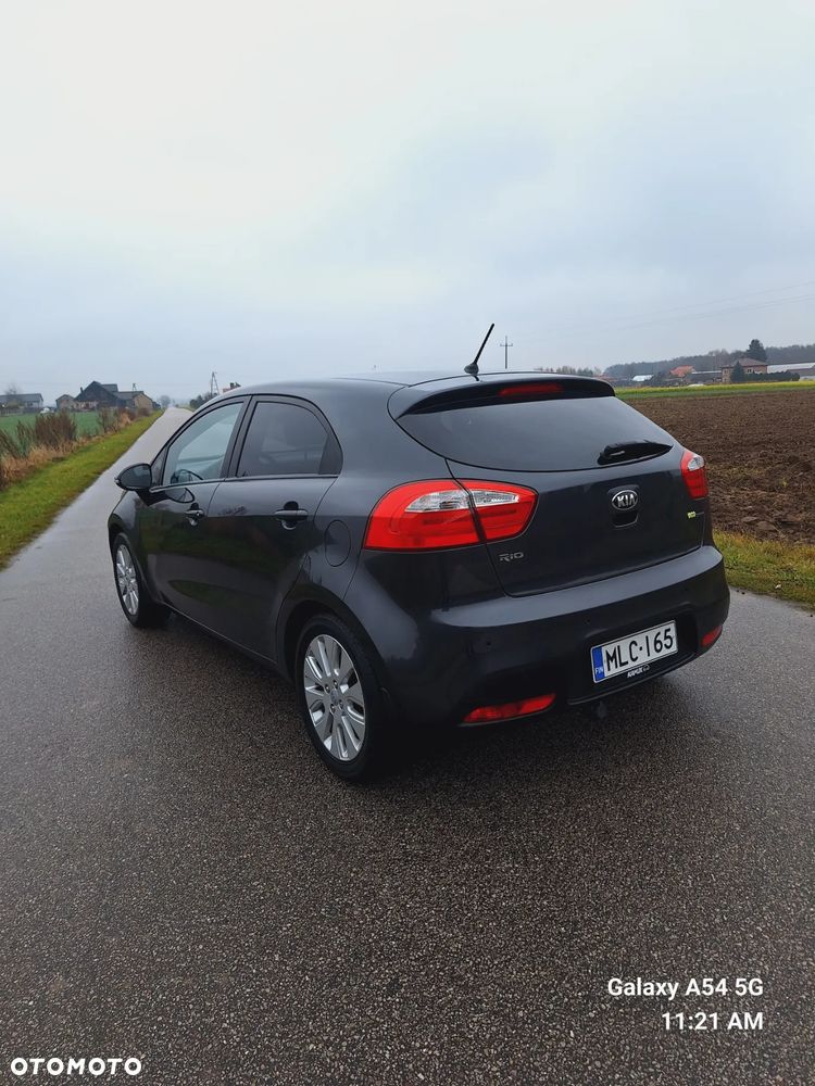 Kia Rio 1.4 Platinum Edition - 4