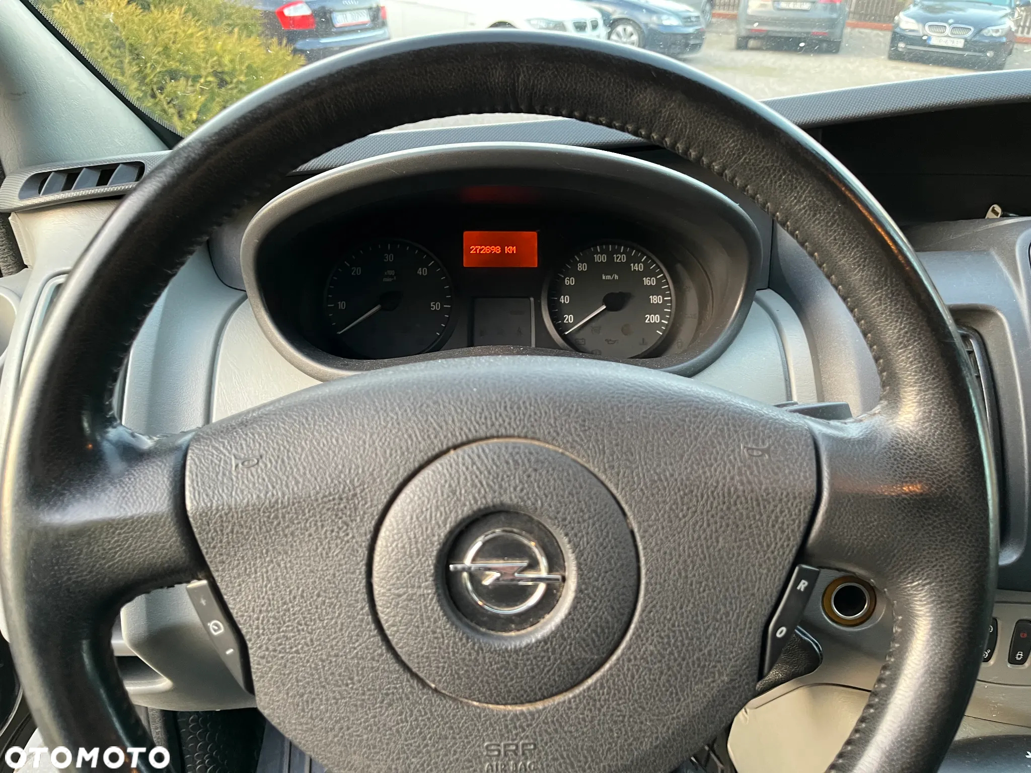 Opel Vivaro 2.0 CDTI L2H1 Easytronic Life Cosmo - 11