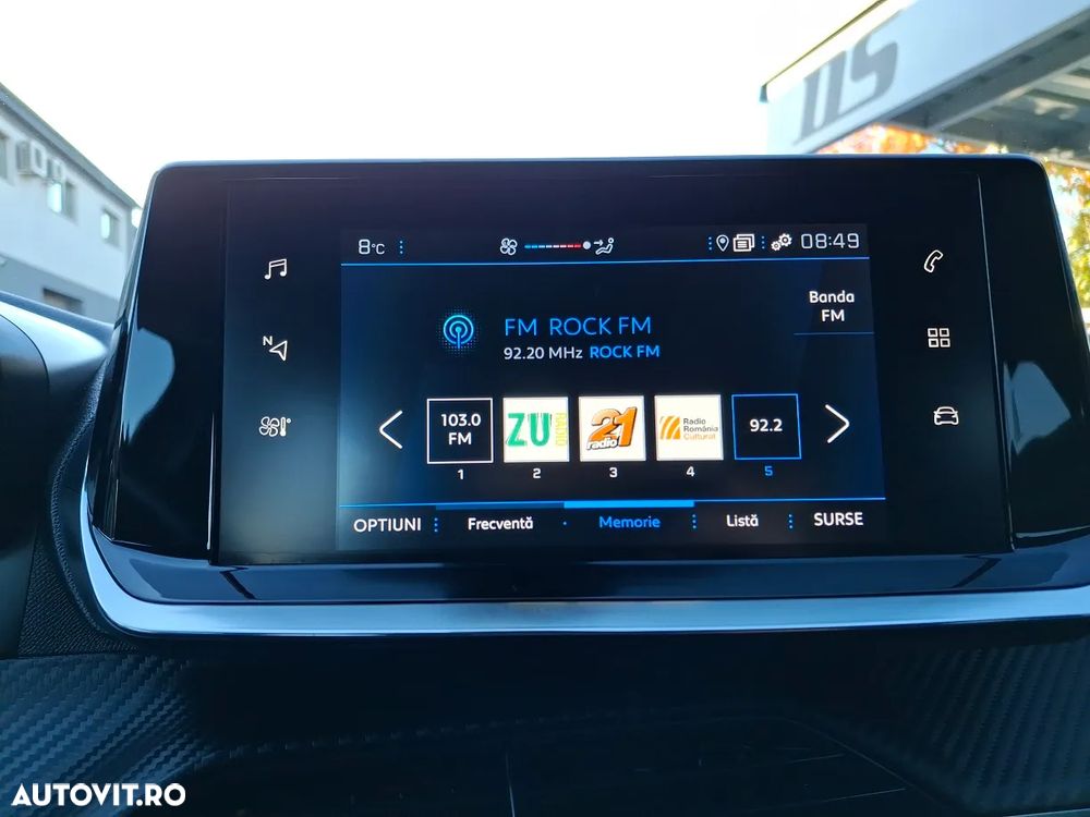 Peugeot 2008 1.2 L PureTech STT Active - 17