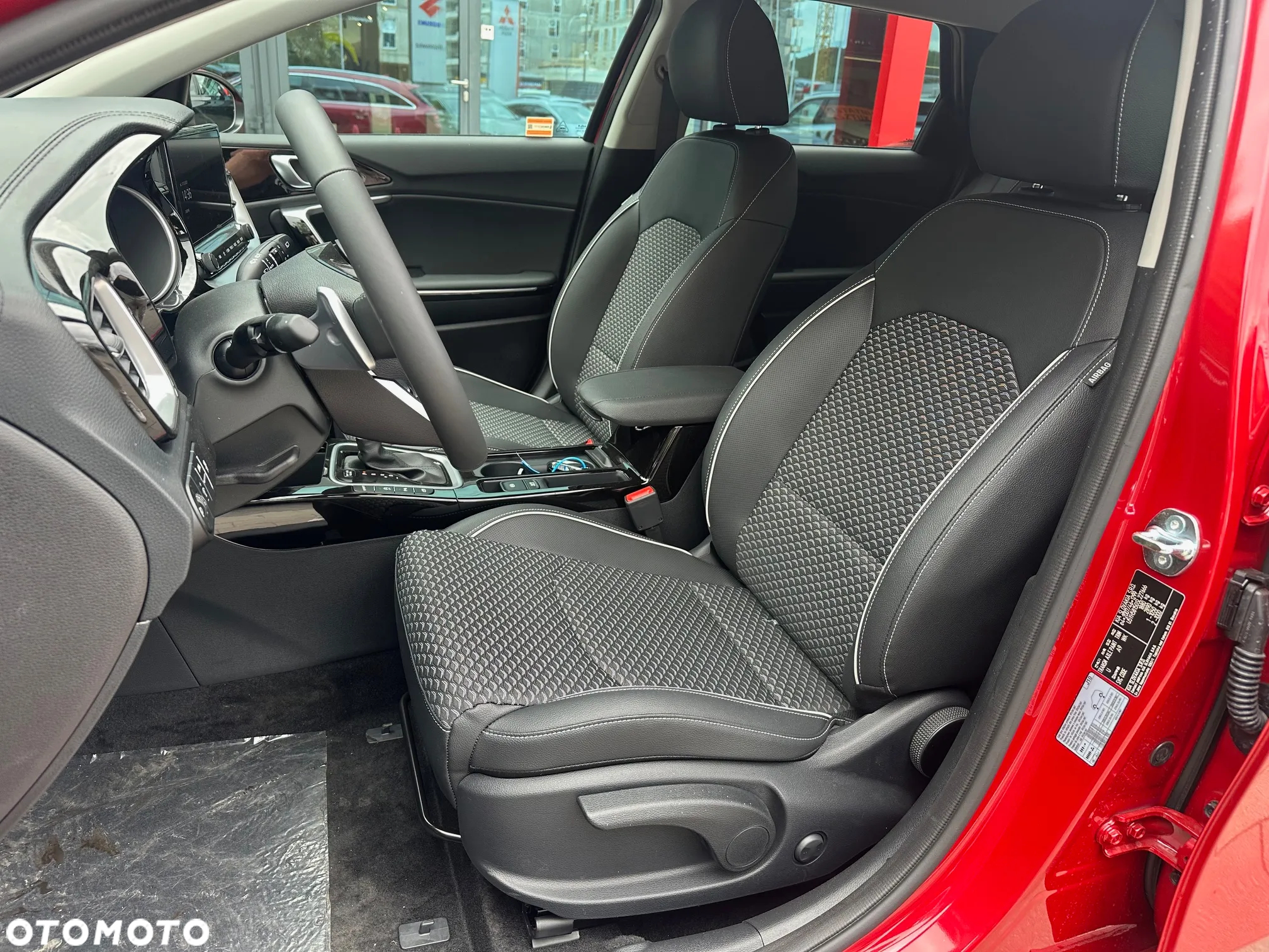Kia Ceed 1.5 T-GDI Tribute DCT - 14