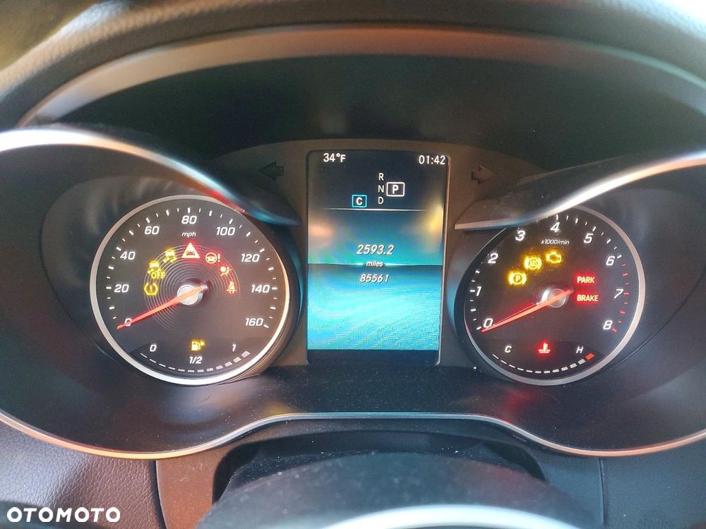 Mercedes-Benz Klasa C 300 9G-TRONIC AMG Line - 11