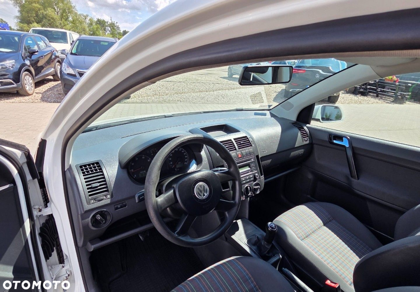 Volkswagen Polo - 31