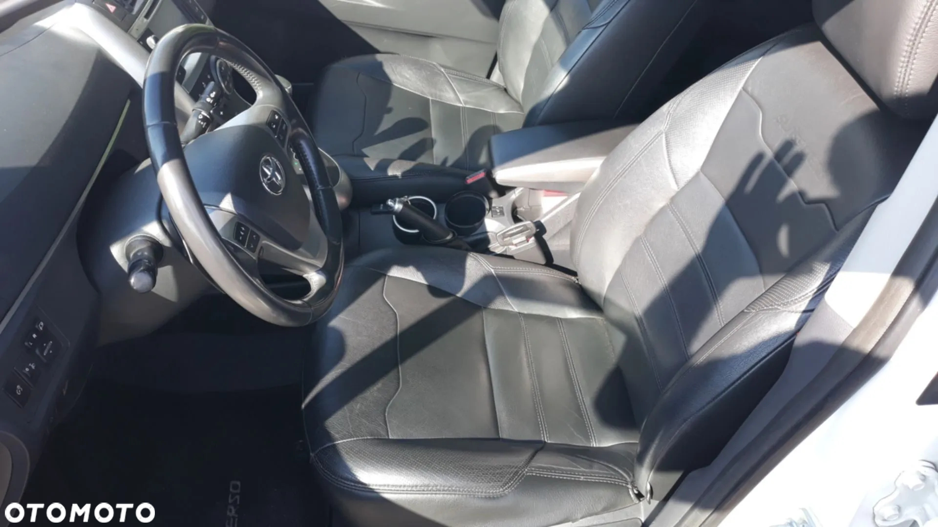 Toyota Verso 1.8 Prestige 7os MS - 8