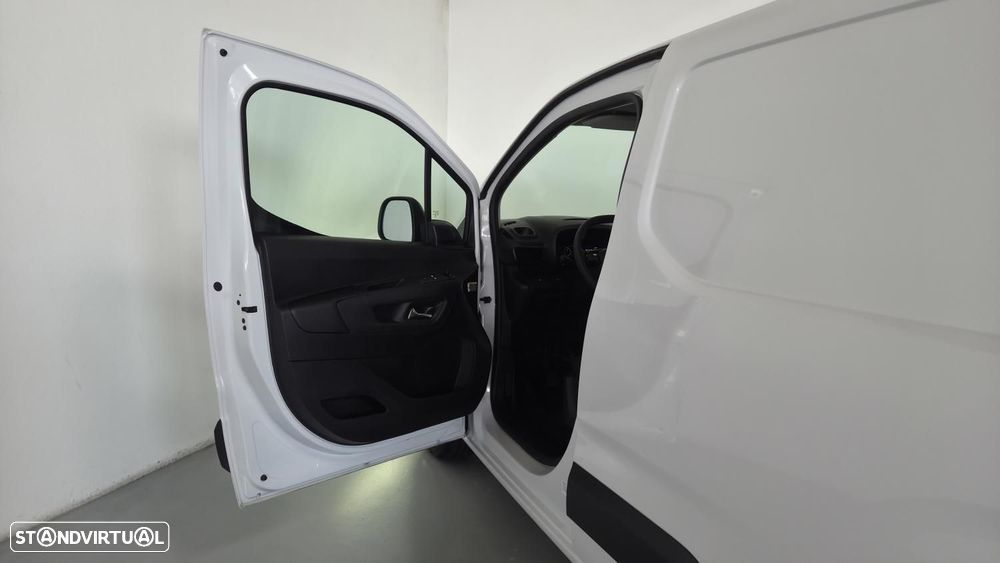 Opel Combo 1.5 D L1 100CV 3 Lug. - 19