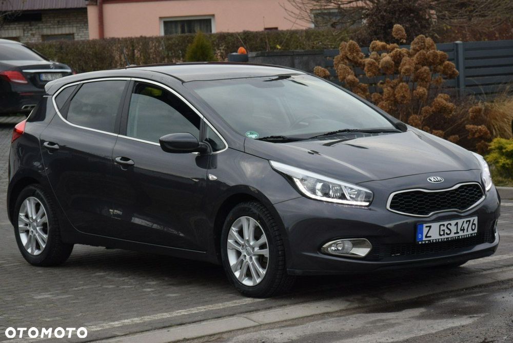Kia Ceed - 1