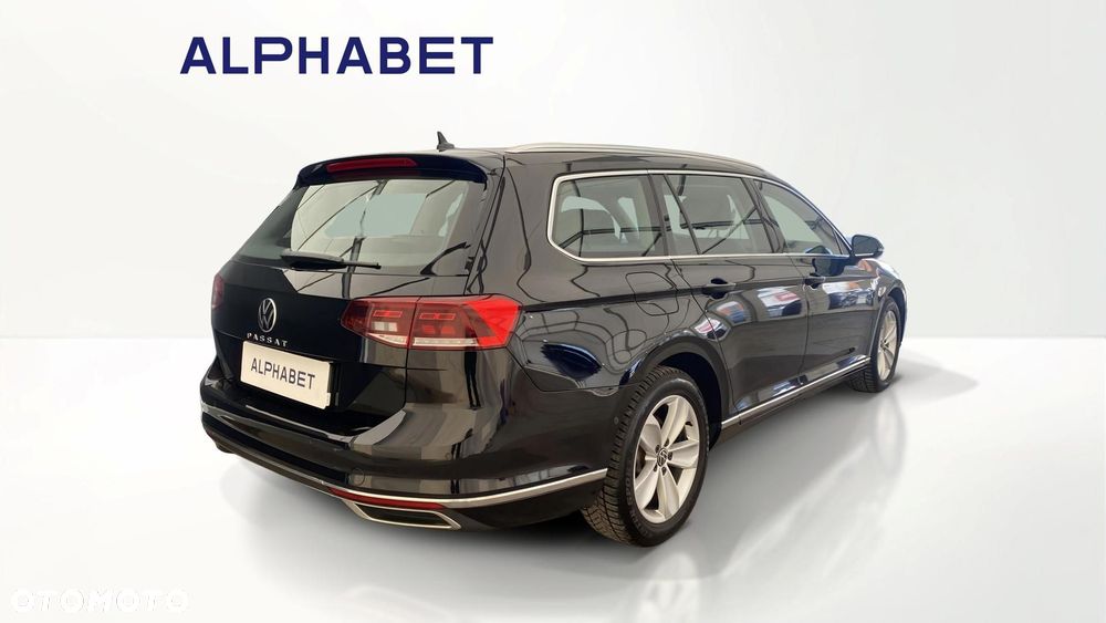 Volkswagen Passat - 5