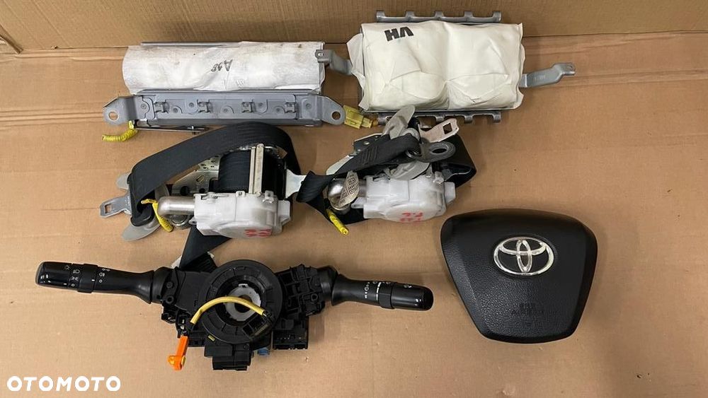 TOYOTA AVENSIS T27 09-14 PODUSZKI PASY KOMPLET