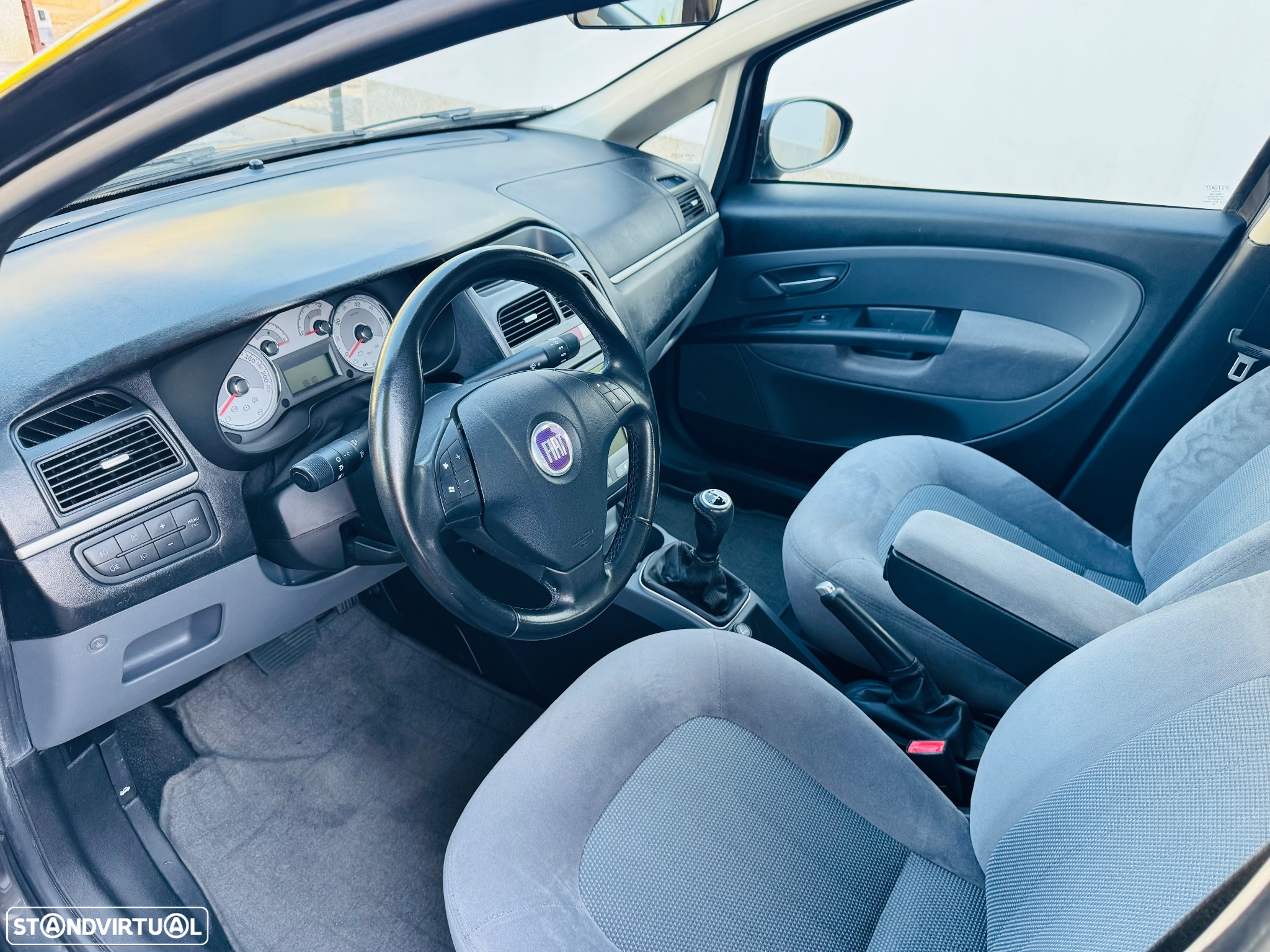 Fiat Linea 1.3 M-Jet Emotion Dualogic - 6
