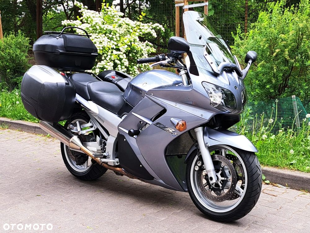 Yamaha FJR - 1