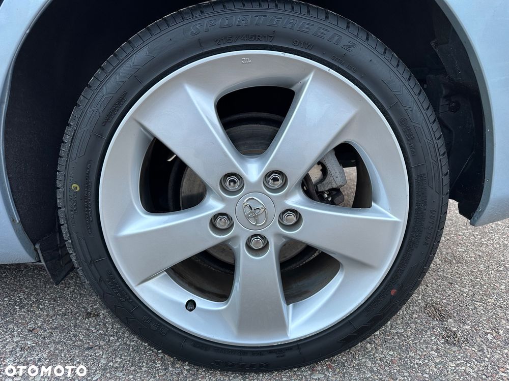 Toyota Auris 1.8 HSD Luna - 33