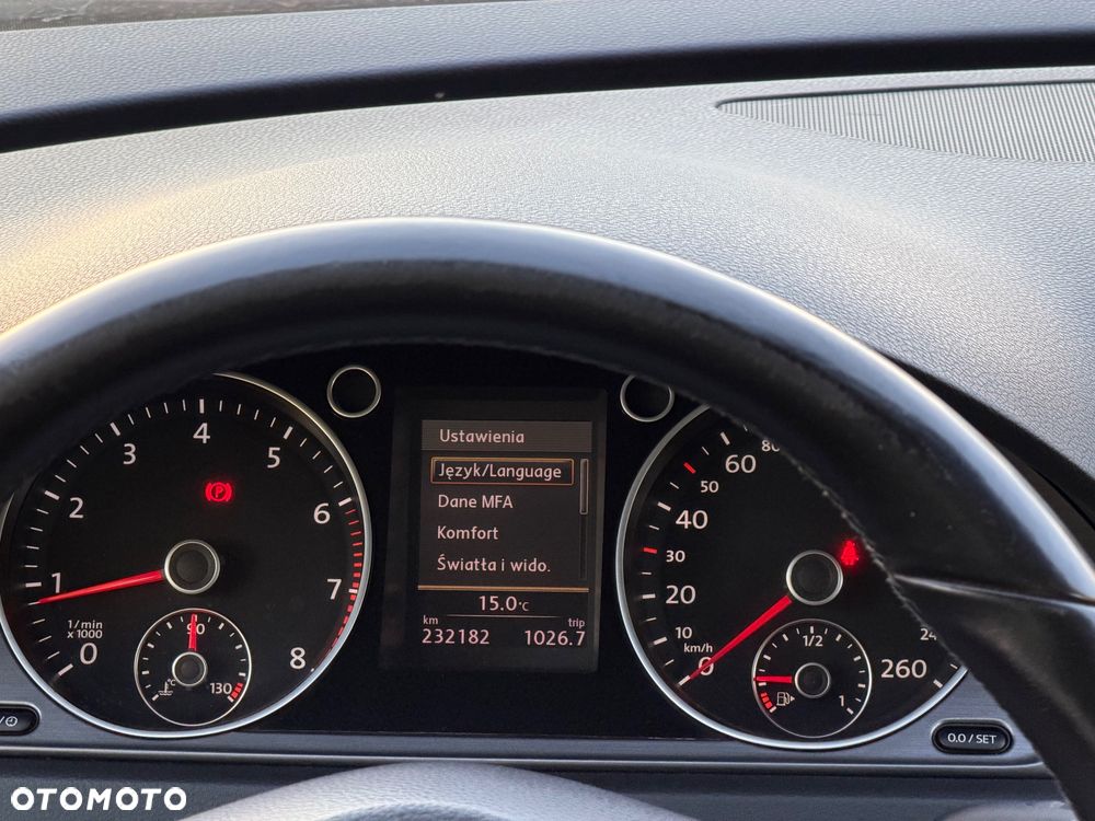 Volkswagen Passat 2.0 TSI Comfortline - 14