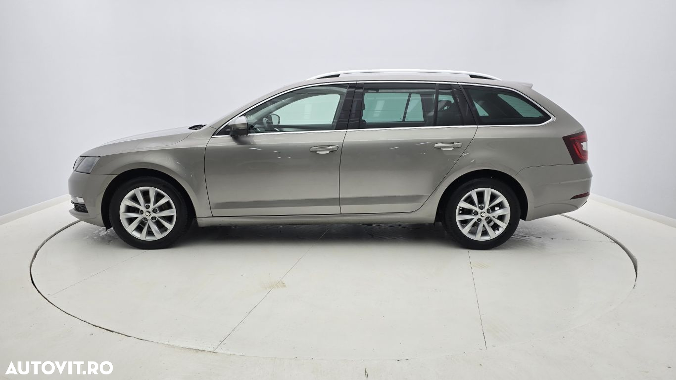 Skoda Octavia - 9