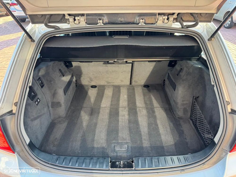 BMW 318 d Blue Performance - 15