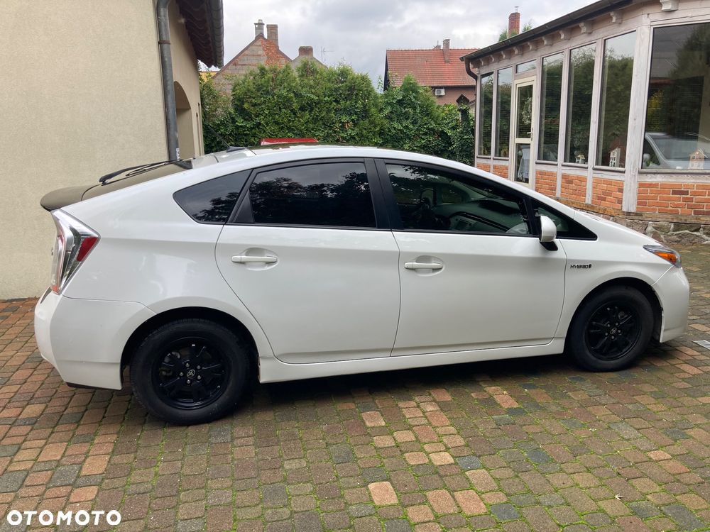 Toyota Prius Hybrid - 6