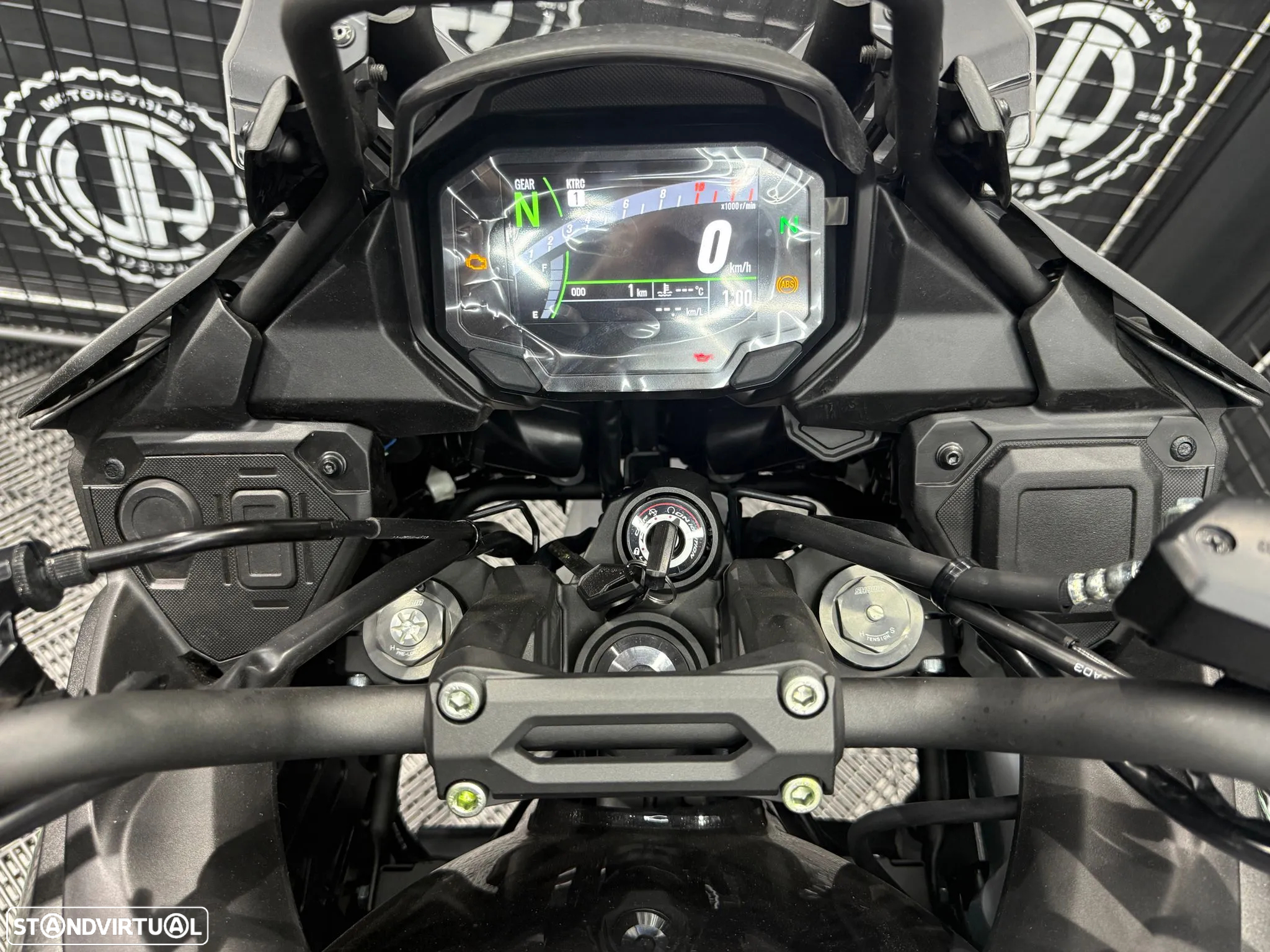 Kawasaki Versys 650 SE 2025 - 7
