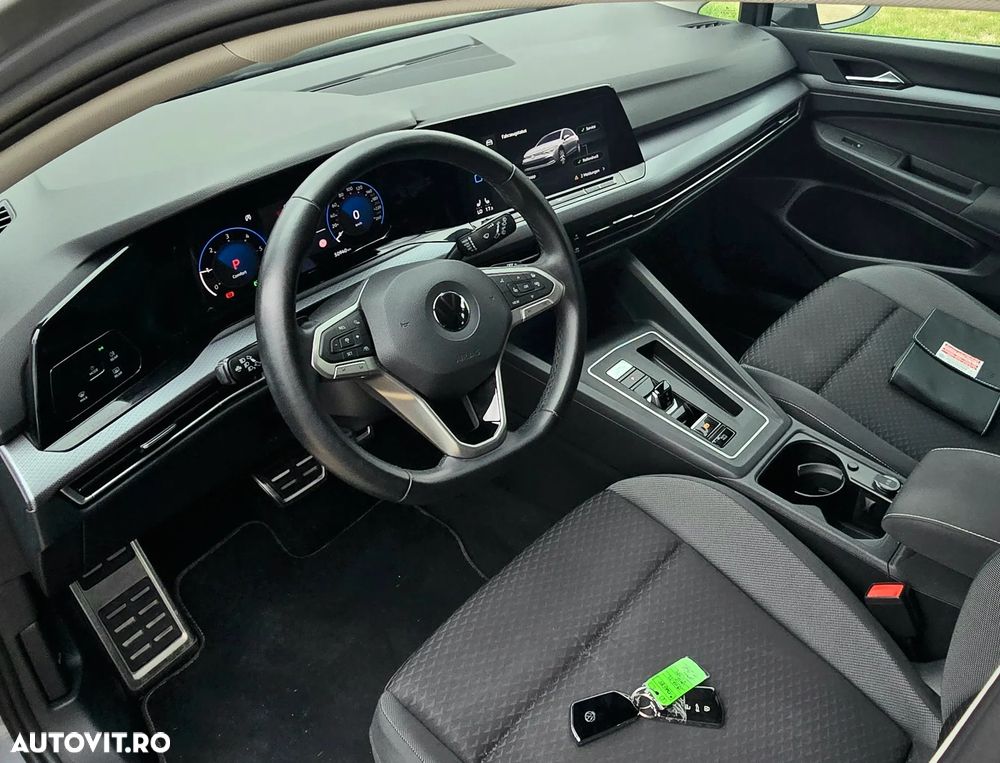 Volkswagen Golf 2.0 TDI SCR DSG Active - 9