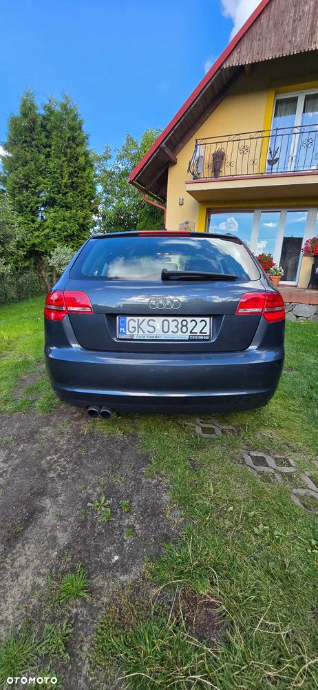 Audi A3 Sportback 1.8 TFSI Attraction - 4