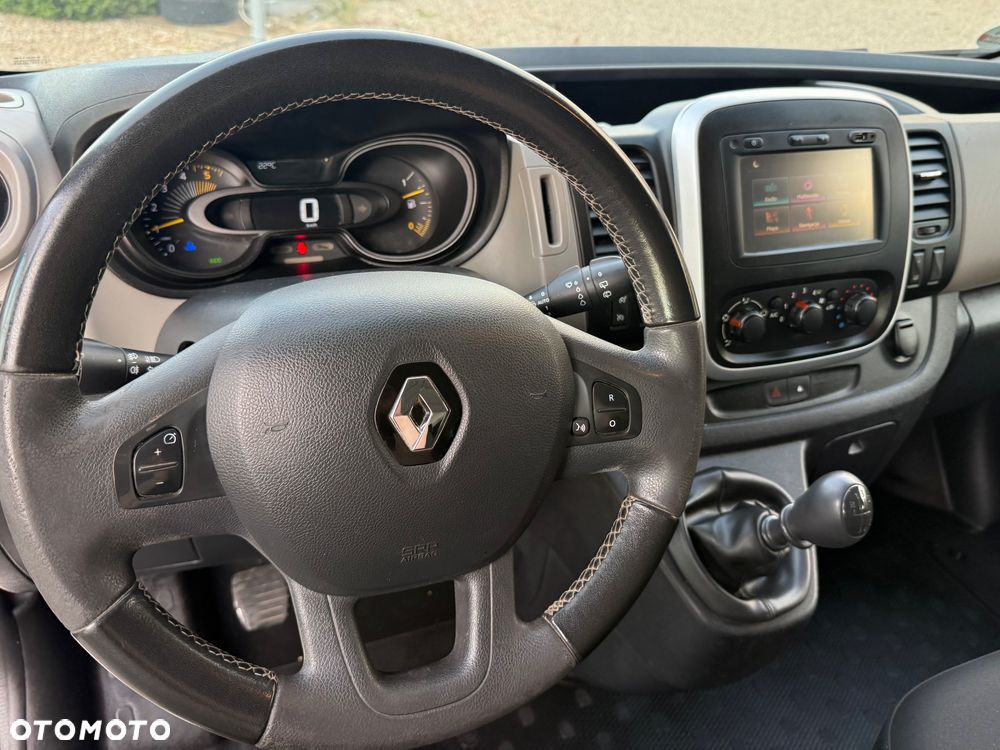 Renault Trafic - 24