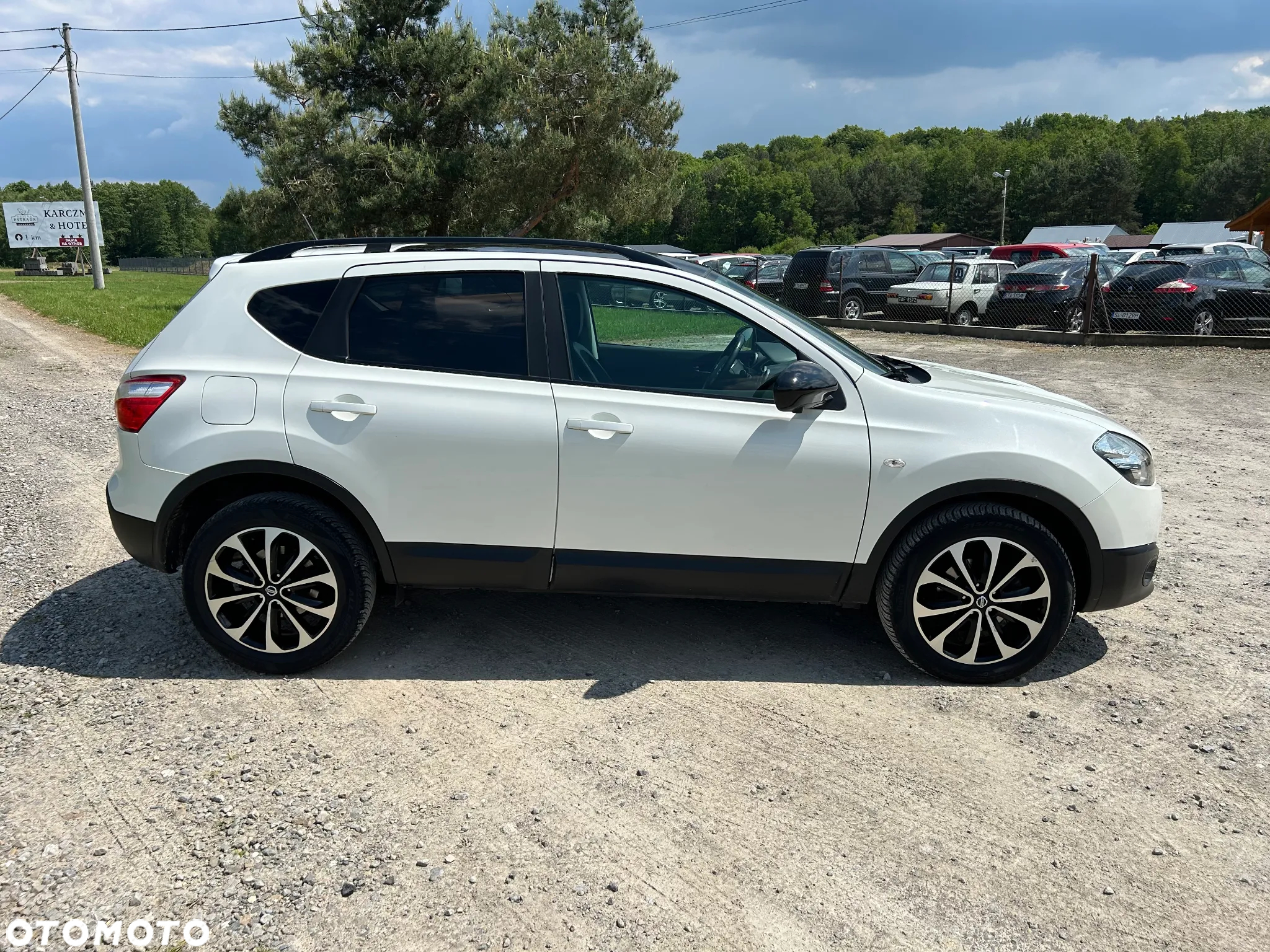 Nissan Qashqai 1.6 DCi N-Tec - 17