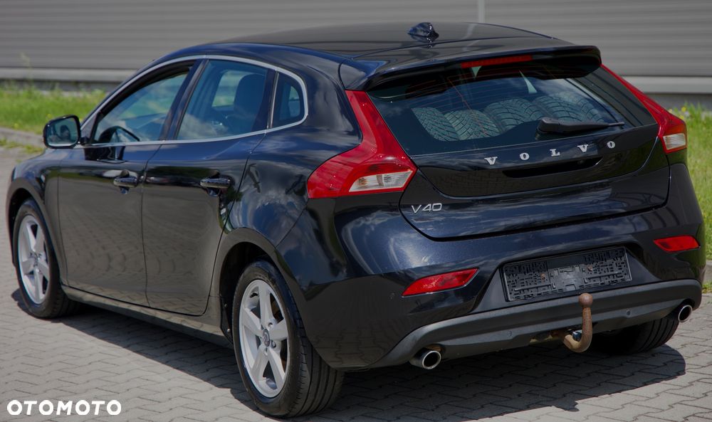 Volvo V40 D3 Momentum - 11