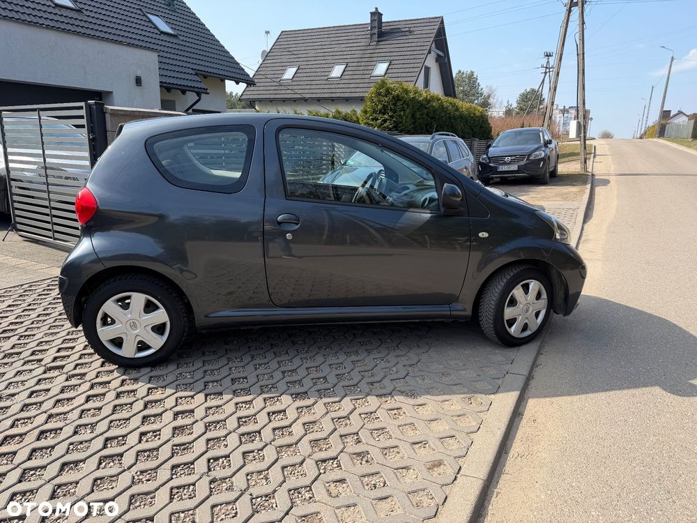 Toyota Aygo - 15